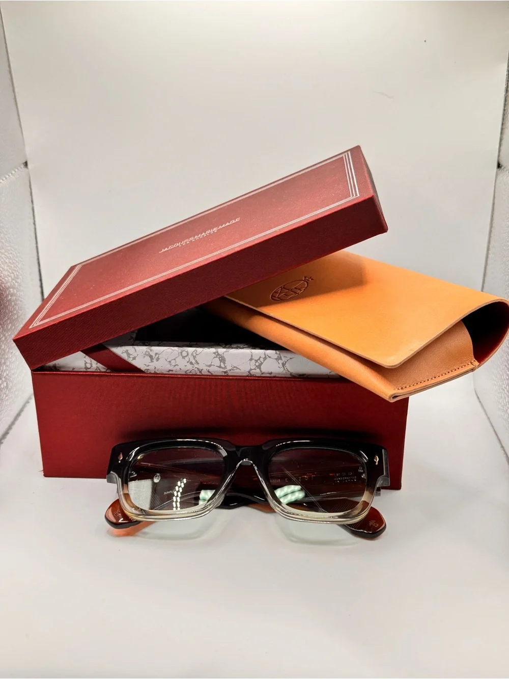 JMM Enzo Retro Square Gradient Brown-to-Amber Sunglasses - Picture 8 of 8